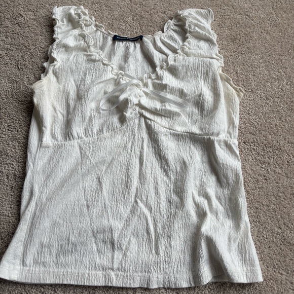 Brandy Melville Tops - Brandy Melville White Ruffled Women's Tank Top